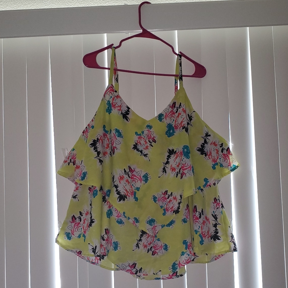 Torrid 1 neon lime green shirt